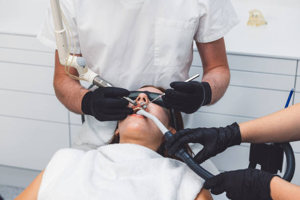 Best Emergency Dentist for Knocked-Out Tooth in New Mford, IL